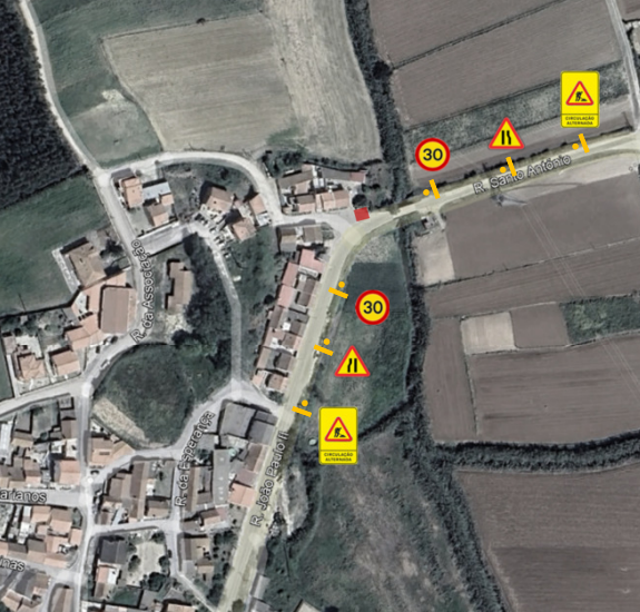 SMAS - Trabalhos na via pública - Empreitada de remodelação da conduta adutora na Ribafria